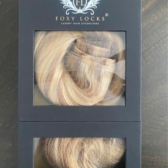 Foxy Locks 22” Clip In Extensions  Latte Blonde - Picture 2 of 4
